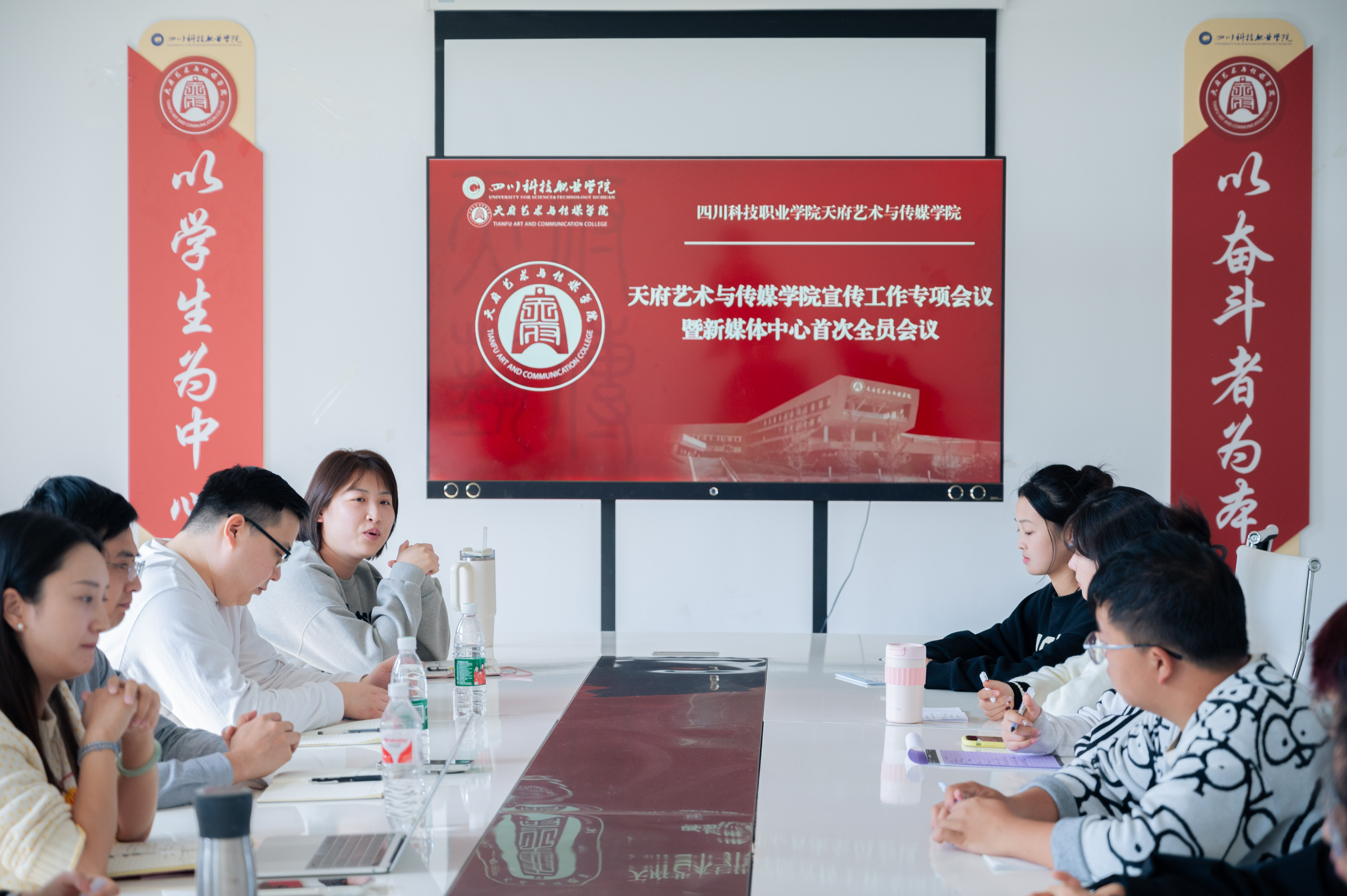 c5ff362541cacf87fc05380cb5015c5c.jpg